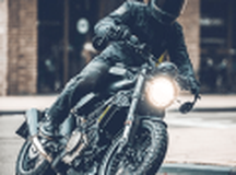 摩托车公路驾驶